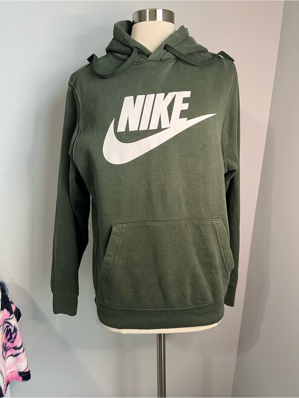 Nike Size Small Green Hooded Sweatshirt Hoodie Front White Graphics Unisex